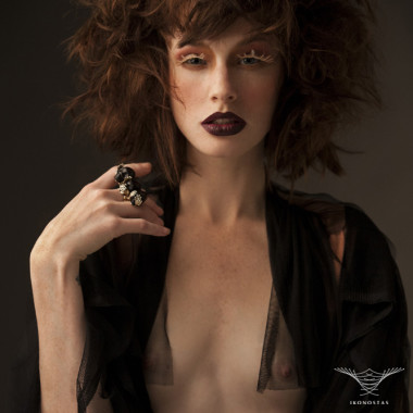 Ikonostas Lingerie: Imperial Moth